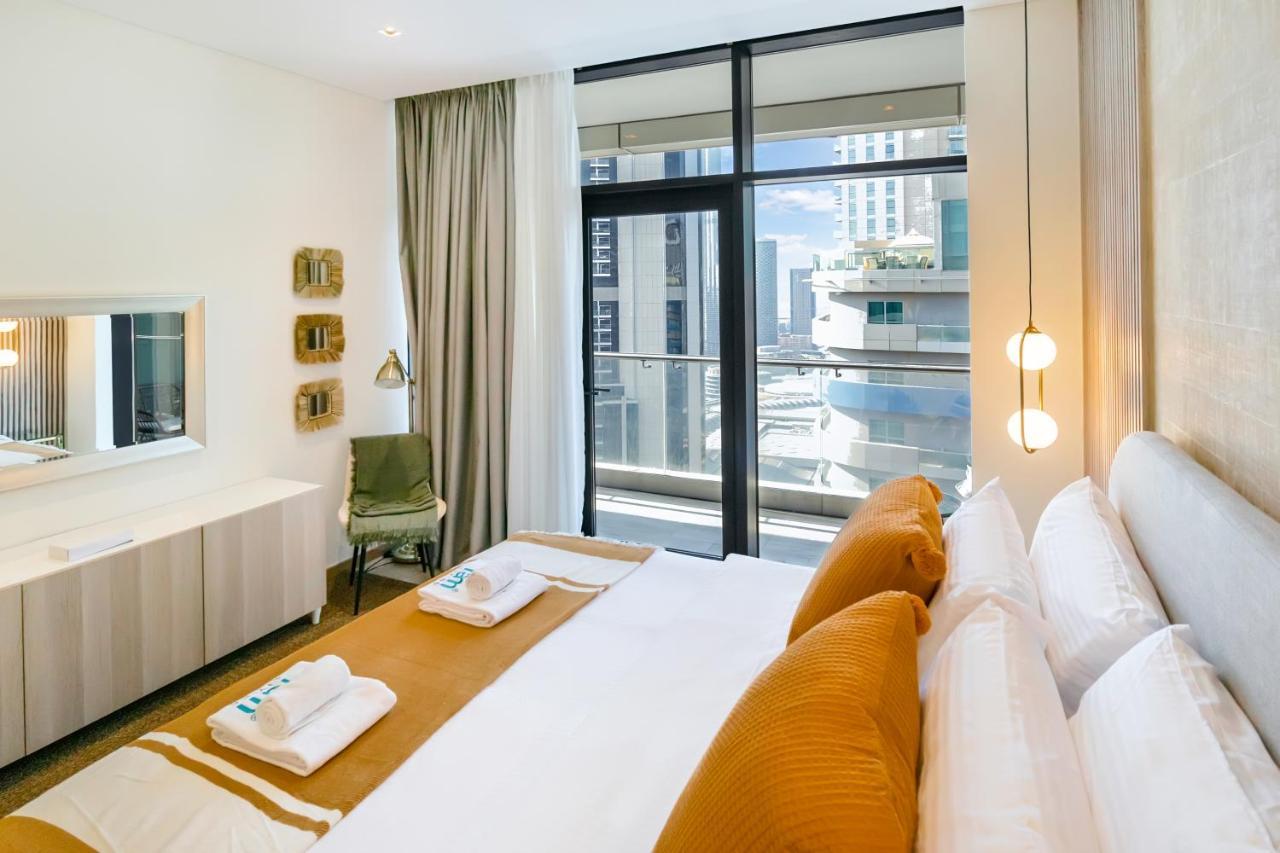 Fam Living - Rp Heights - 3 Mins Walk To Burj Khalifa & Dubai Mall Downtown Dubai Eksteriør bilde